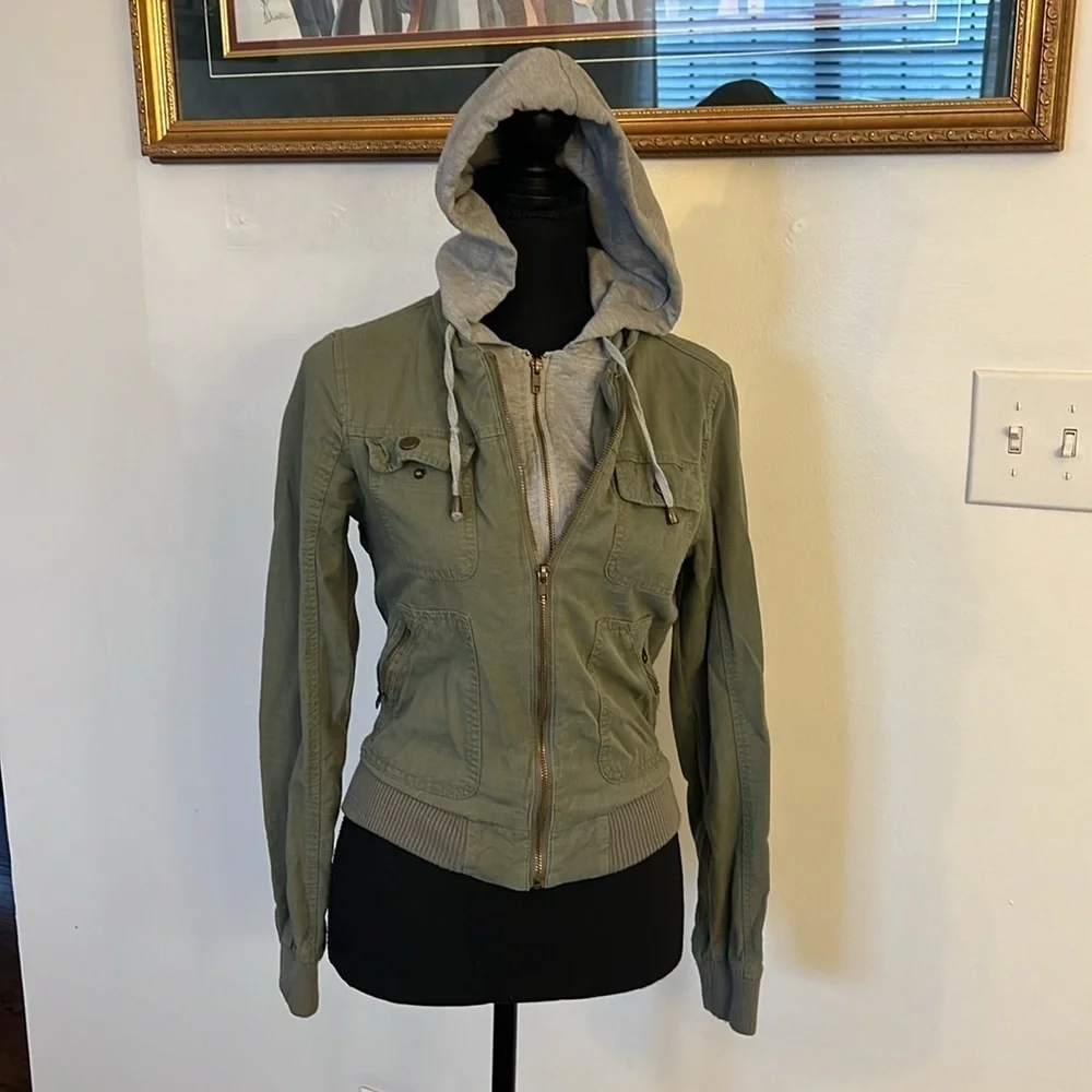 Full Tilt Versatile Cotton & Spandex Layered Hooded Jacket W/Zip Pockets, Sz. S.